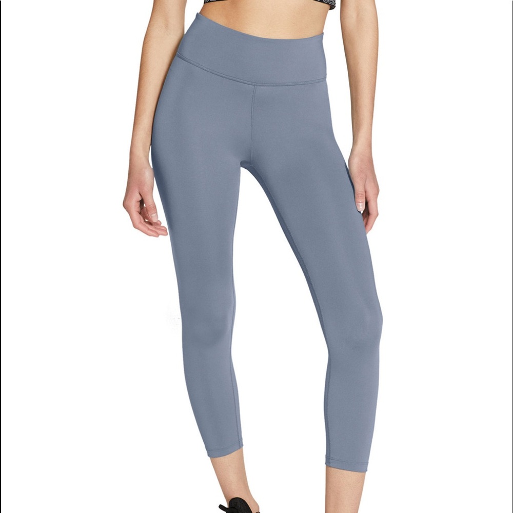 Purchase this leggings for $20 get my other NWT listing Torrid top for free!!